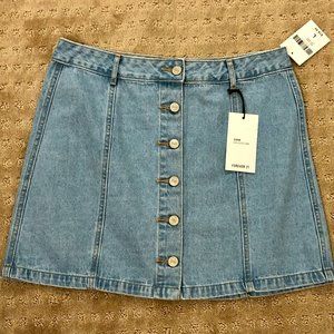 Light Wash Button-Down Denim  Skirt